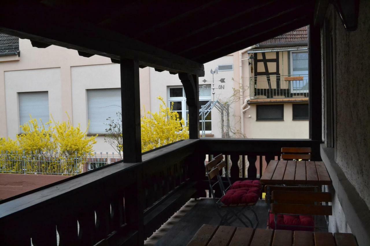 Pension - Gaestehaus Zum Pfaelzerwald Hinterweidenthal エクステリア 写真